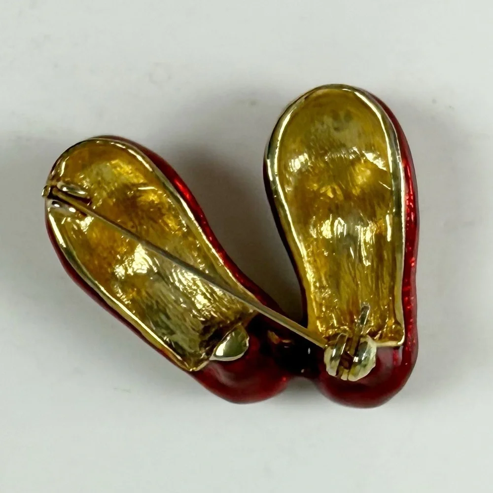 Fashion Jewelry Red Shoes Slippers Pin Brooch Gold Tone Clear Gems